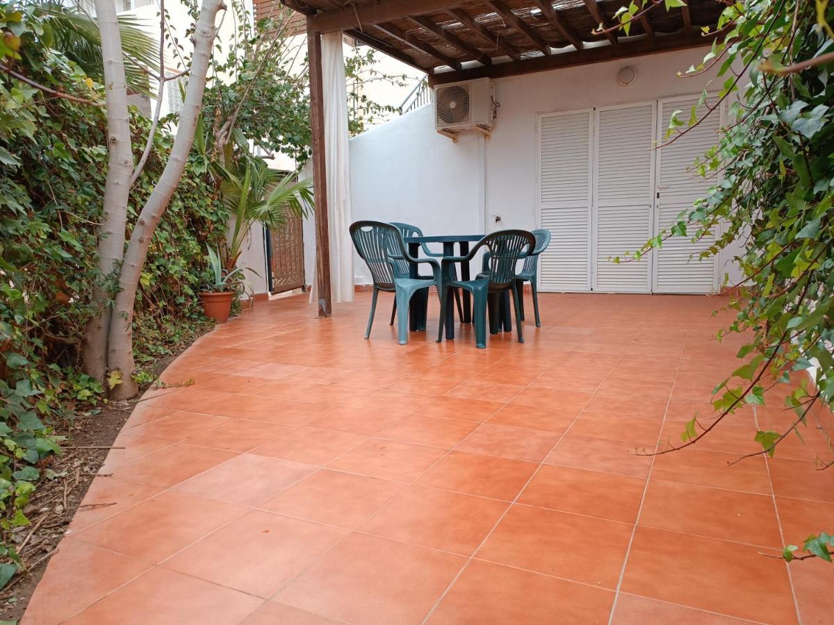 Casa Baja Naturista Con Patio En Primera Linea De Playa Con Piscina Comunitaria! L'Île-Rousse Dış mekan fotoğraf